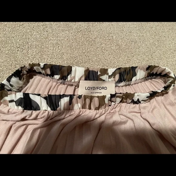 Loyd ford pale pink pleated skirt - Picture 3 of 7